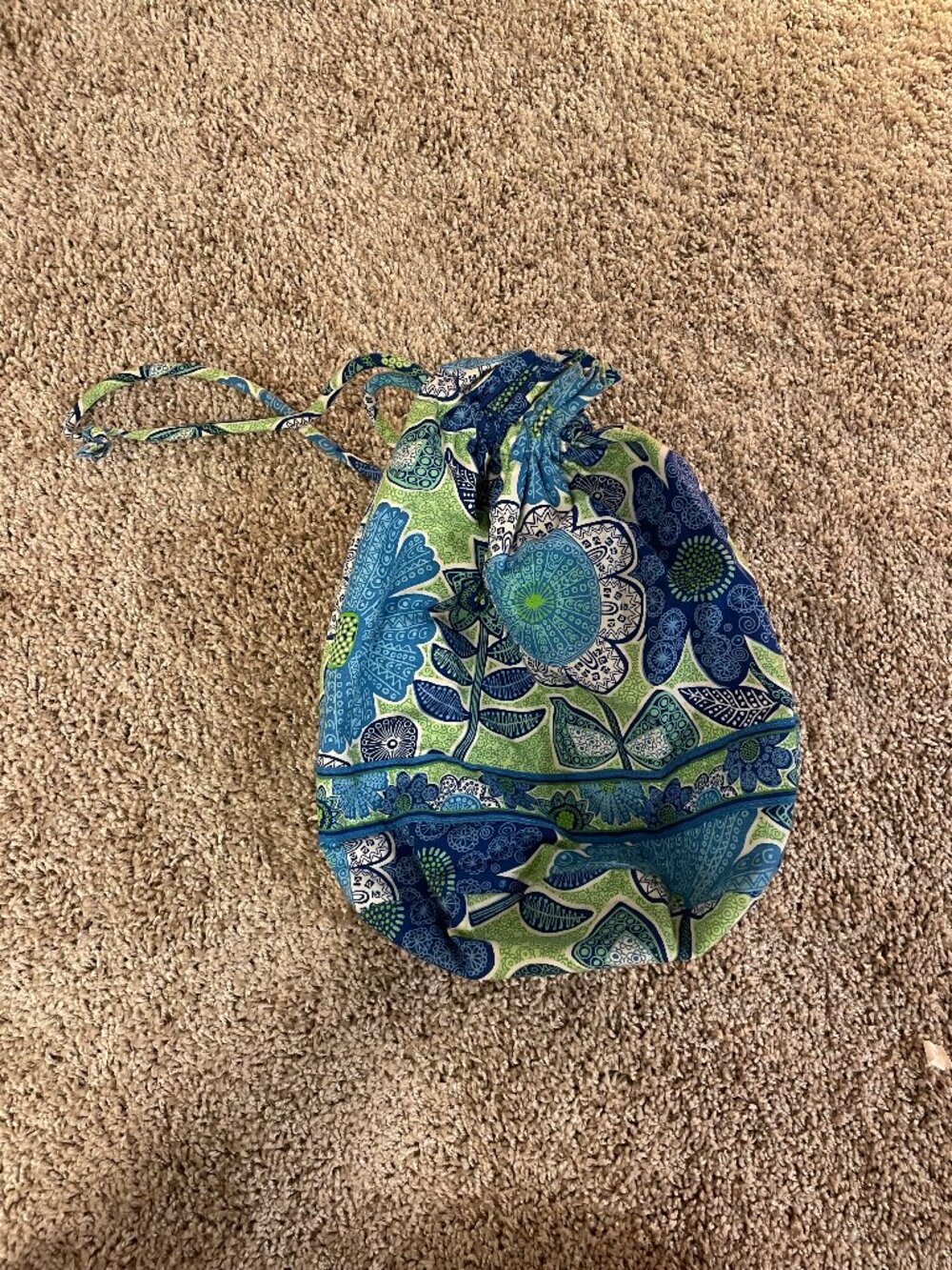 Vera Bradley Retired Doodle Daisy pattern drawstring ditty bag